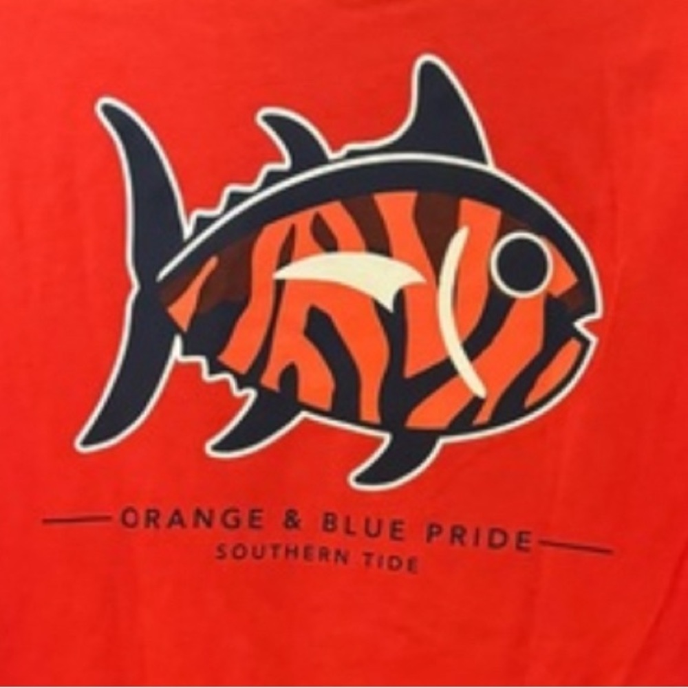 Southern Tide Auburn T-shirt size xsmall